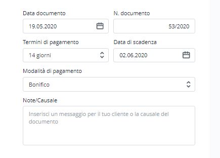 includi la data, il numero e i termini di pagamento al tuo modello di fattura